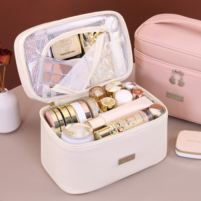 Leatherette Beauty Cosmetic Bag