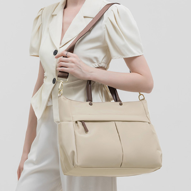Women's Large Capacity Nylon Laptop Shoulder Bag