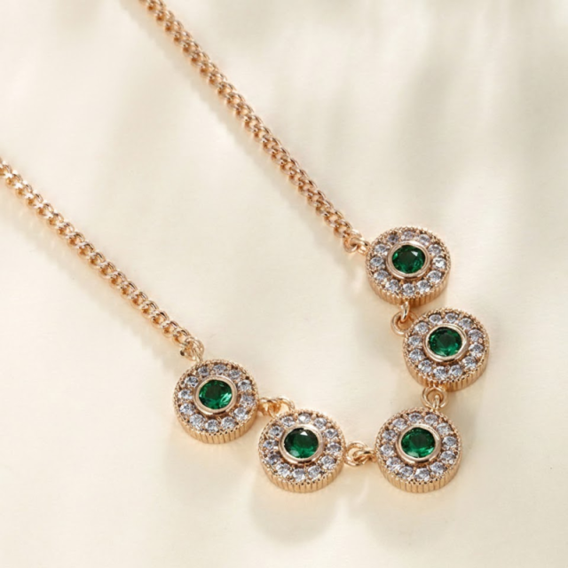 Elegant Gold-Plated Clavicle Necklace