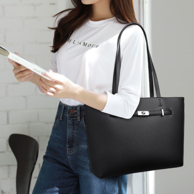 Aurelia Luxe Stylish Tote Bag