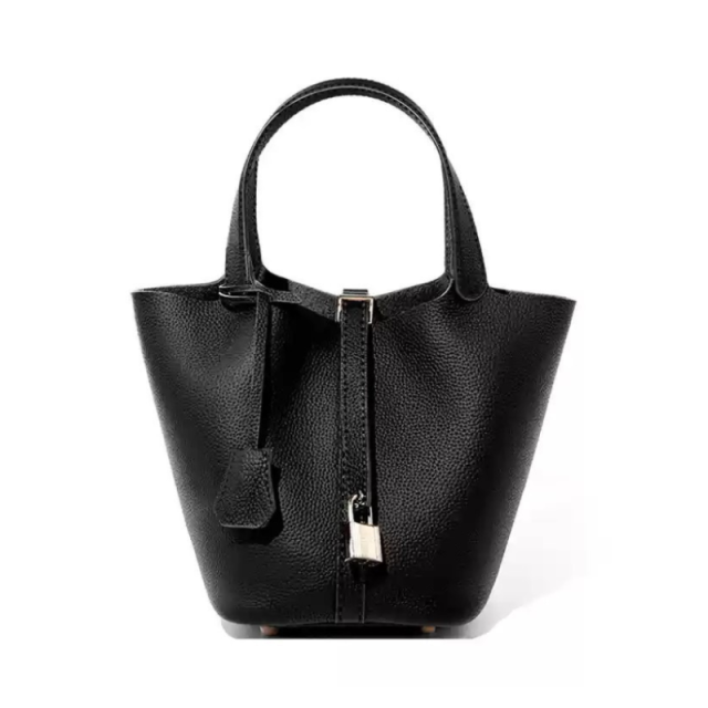Chic Everyday Large Bucket Bag