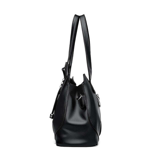 Classic Everyday Shoulder Bag for Women